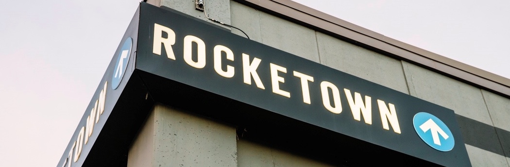 Rocketownsign